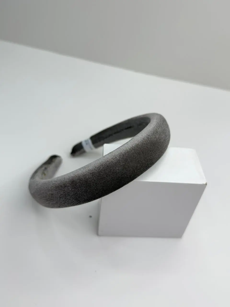 Macie Padded velvet small