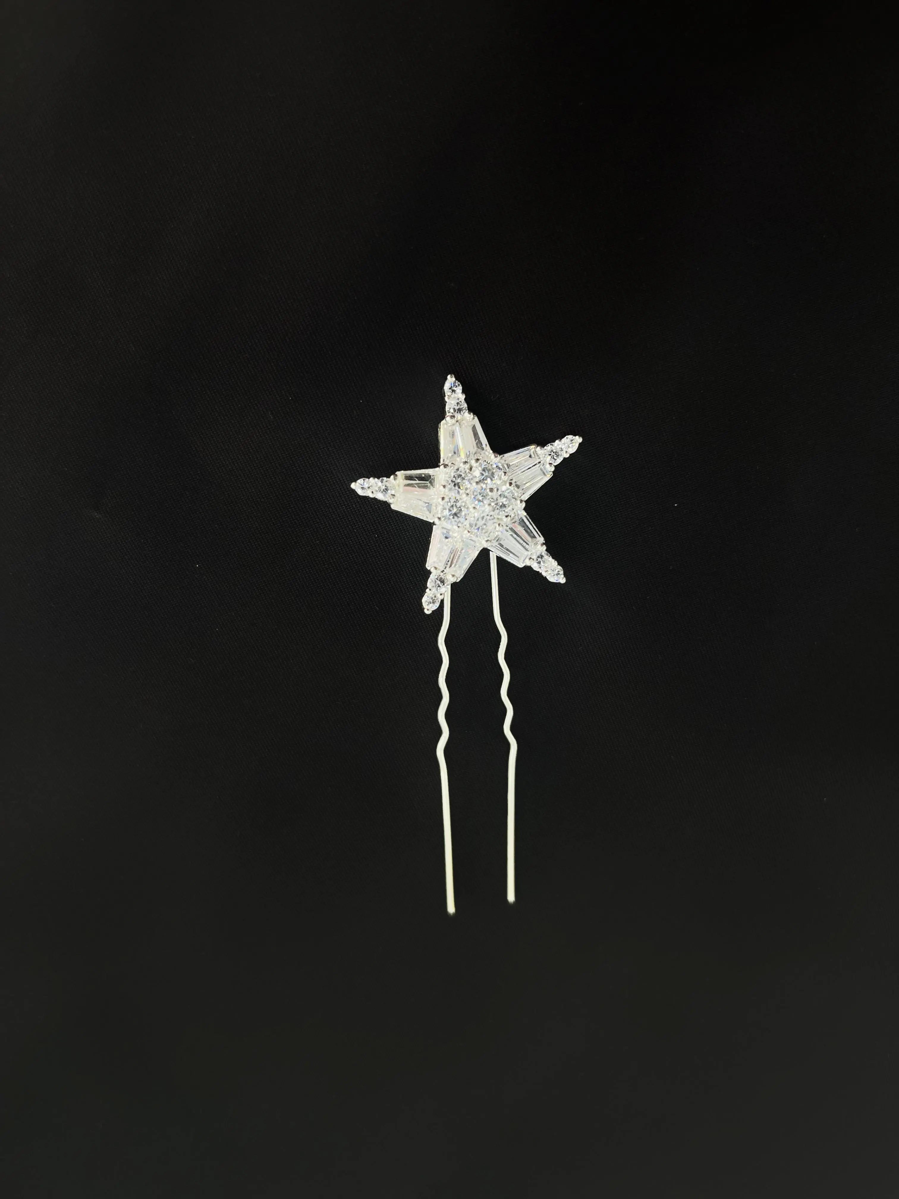 Sally star pins