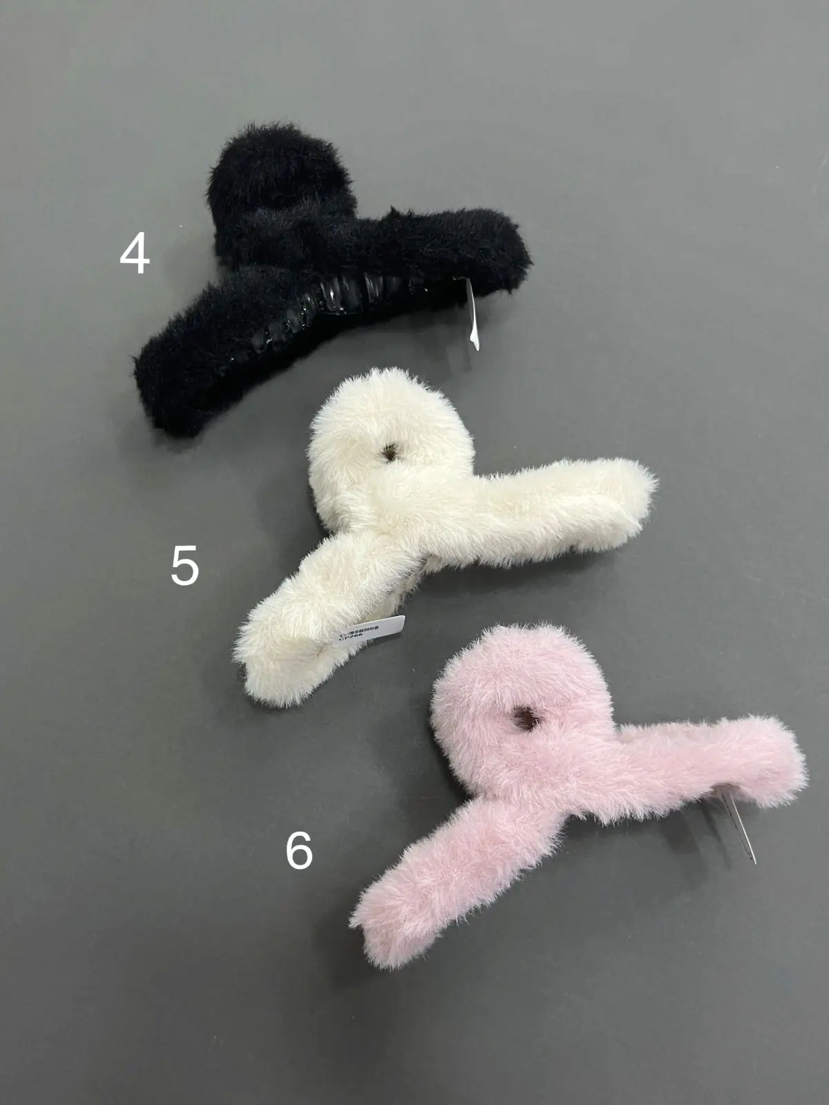 Liana Large furry clips