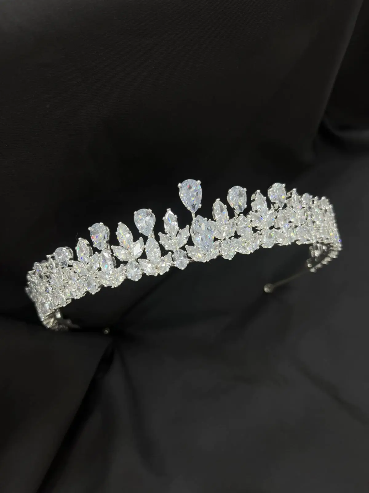 Mia Crown