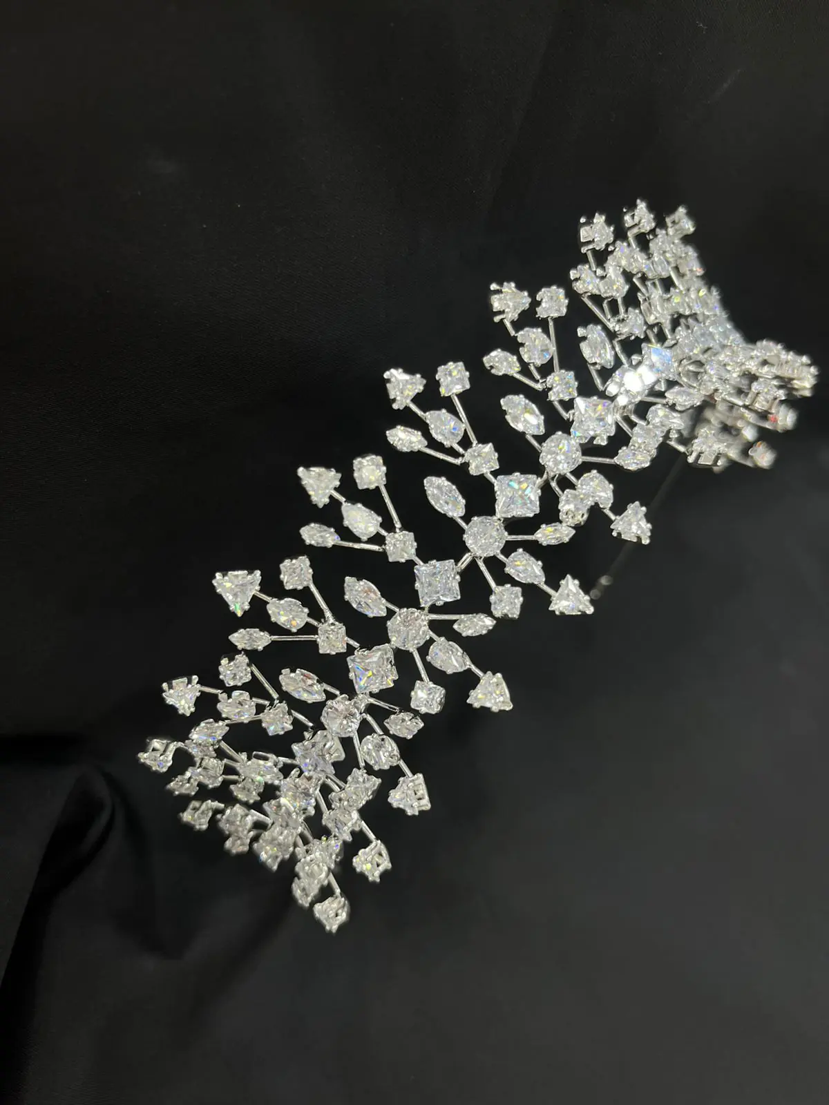 Maria Crown small