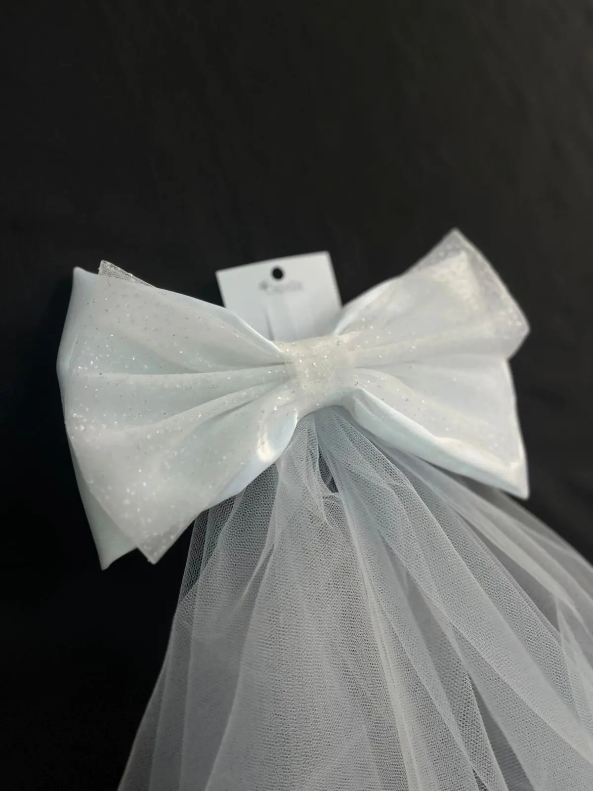 Clea bow veil