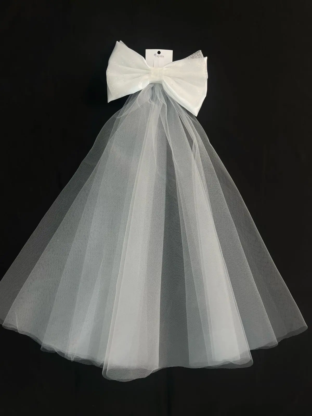 Clea bow veil