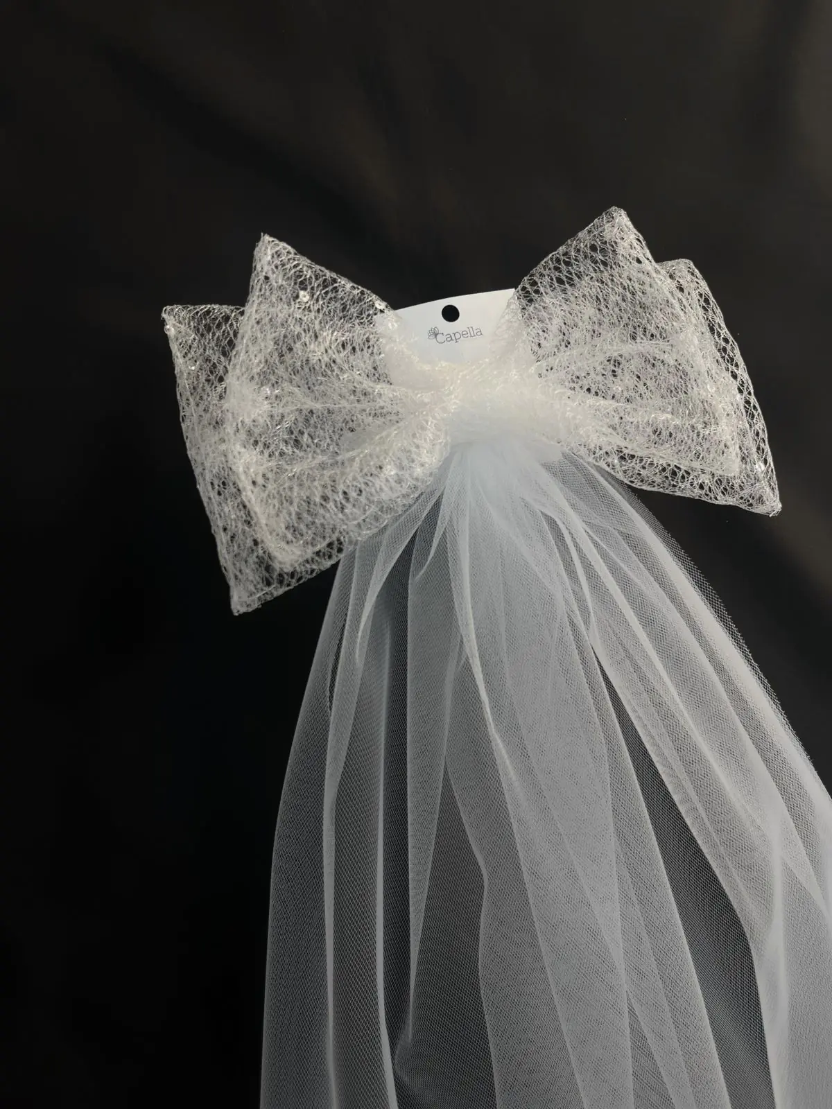 Amina bow veil
