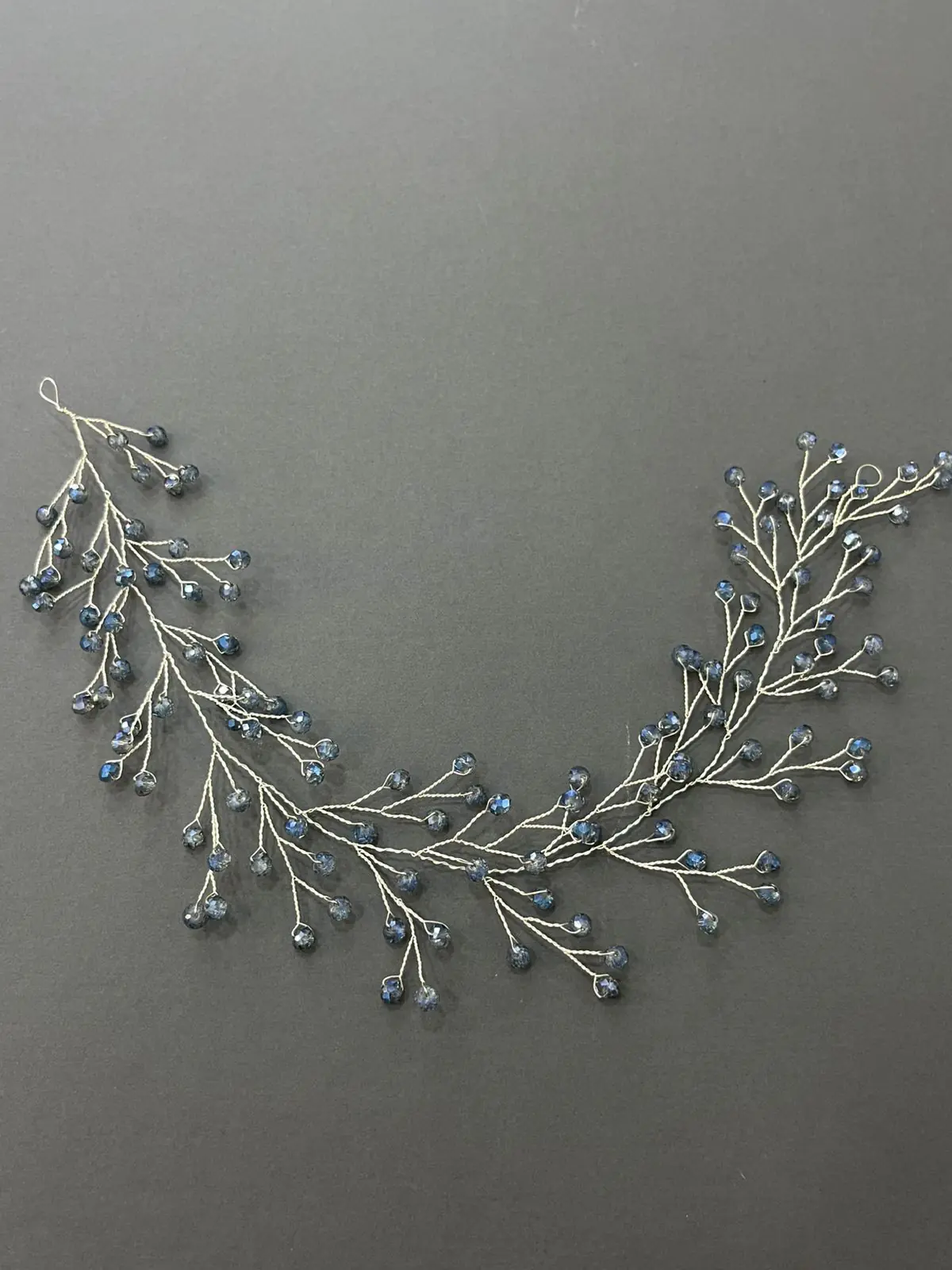 Regina flexible headpiece