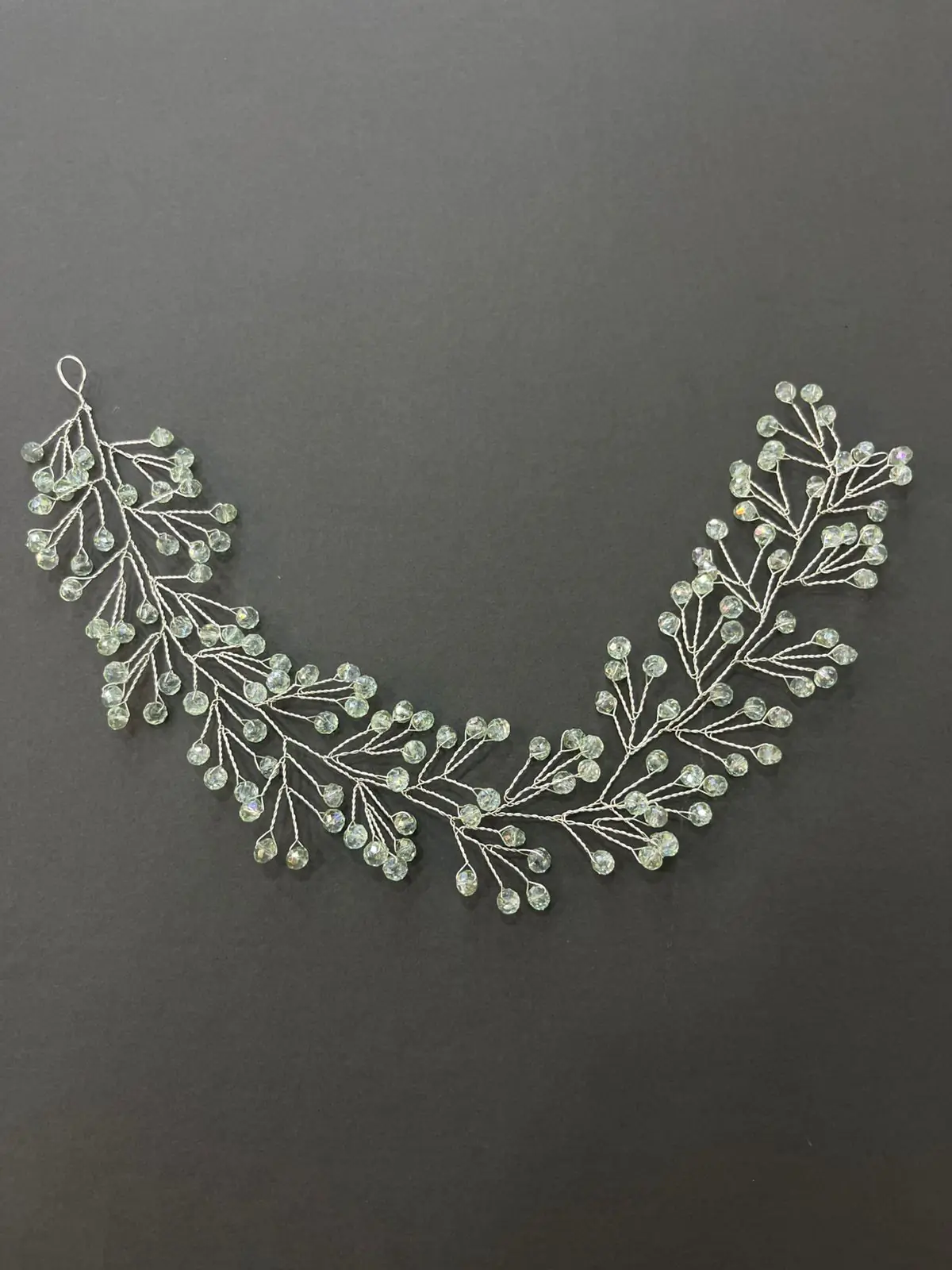 Regina flexible headpiece