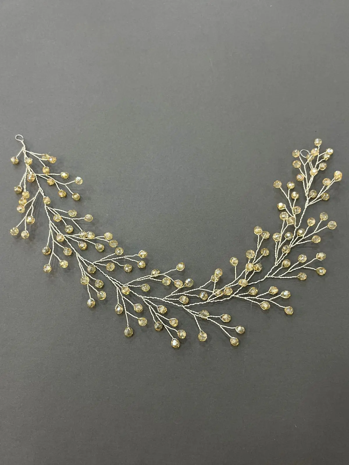 Regina flexible headpiece