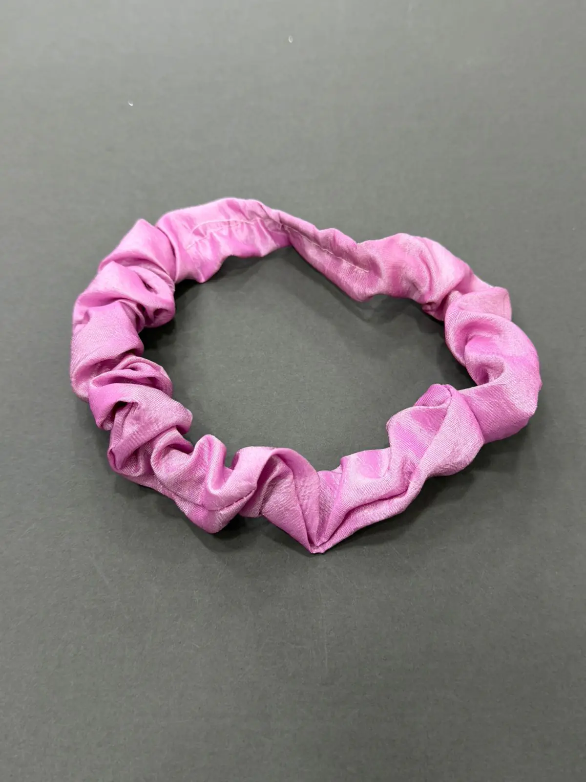 Pink scrunch elastic headband