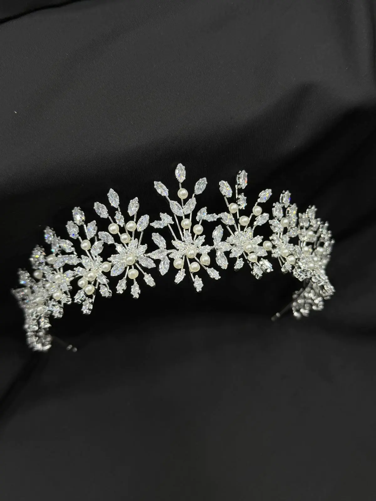 Catalina pearl crown